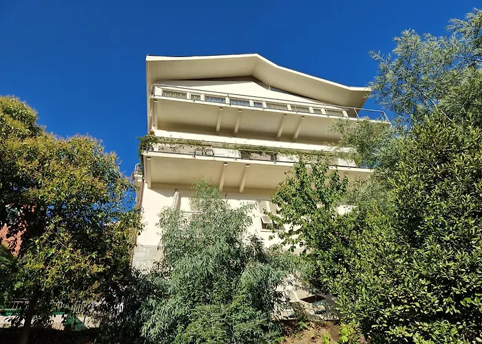 Garden & View Apartment La Spezia